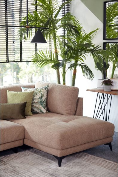 Yohan 4 piece sofa set with cushions top