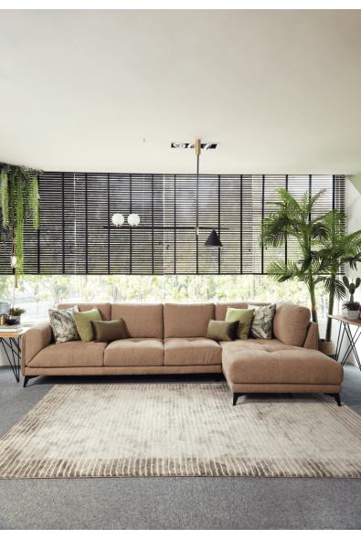 Yohan 4 piece sofa set with cushions top