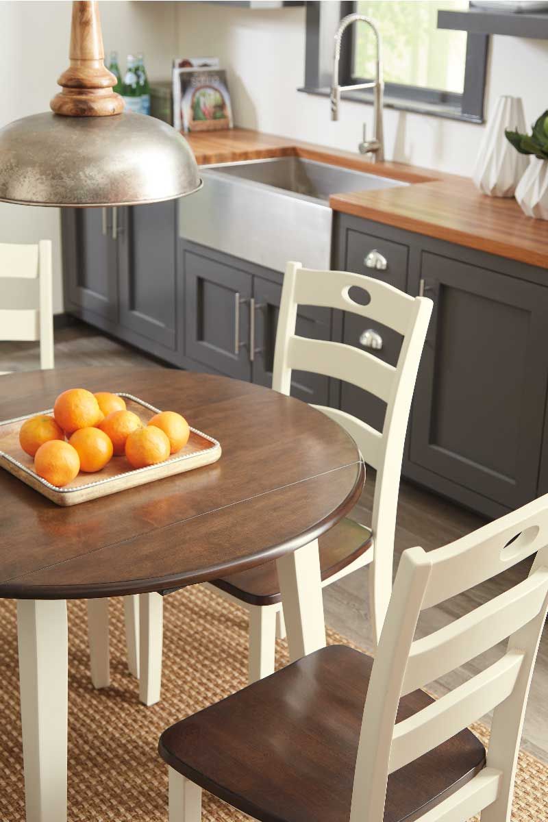 Woodanville Dropleaf Dining Set